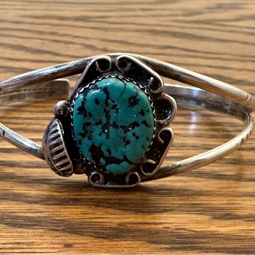 Vintage Sterling Silver Turquoise Cuff Bracelet
